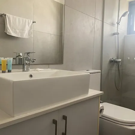 Nissi Pearl Ajia Napa