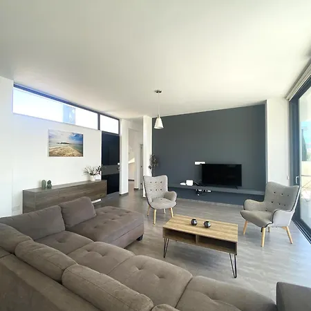 וילה Nissi Pearl