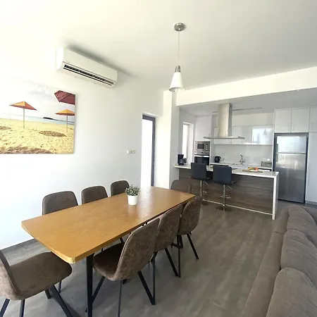 וילה Nissi Pearl